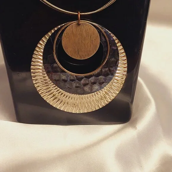 Lane Bryant Vintage Necklace ~ *Excellent Condition - Picture 2 of 6